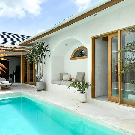 Flow Villa Bingin-2