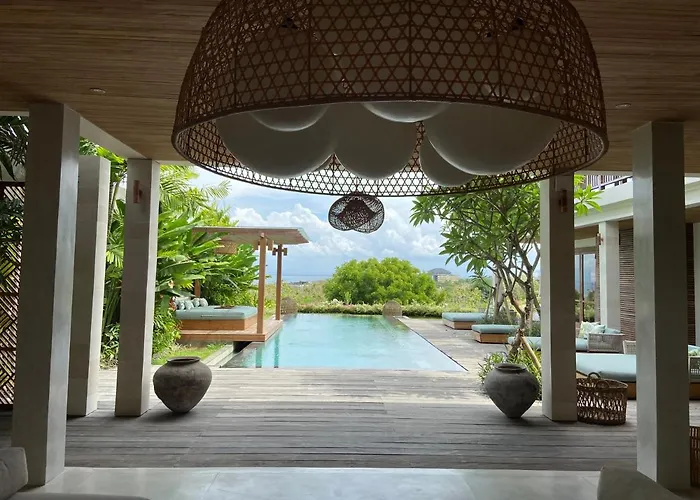Villa Biarritz Uluwatu 